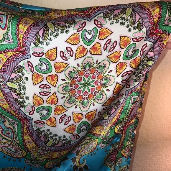 Ivy Jane Green Silky Feel Kimono/Scarf Blouse with Drawstring Blouse Size M - Picture 6 of 10